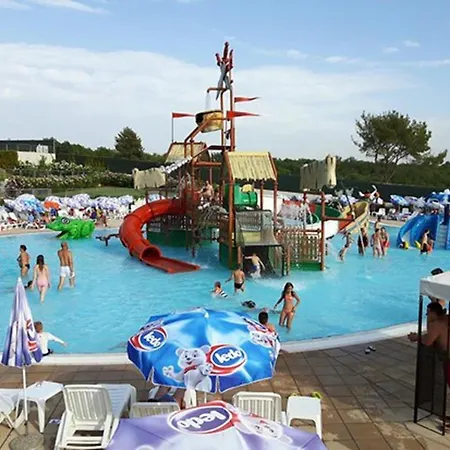 Villa Hacienda Matea - Jacuzzi, Pool, Playground & Bbq In An Olive Grove Near Beaches, - Istria *