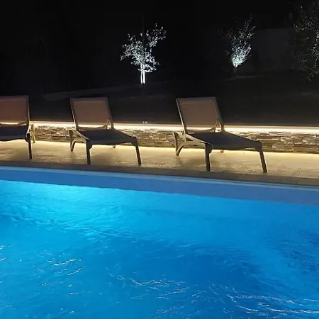 Hacienda Matea - Jacuzzi, Pool, Playground & Bbq In An Olive Grove Near Beaches, - Istria Villa *